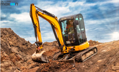 Excavator rental Saudi Arabia — Aramco and TUV certified tracked excavators